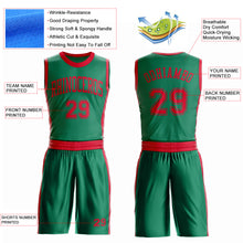 Laden Sie das Bild in den Galerie-Viewer, Custom Kelly Green Red Round Neck Suit Basketball Jersey
