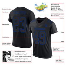 Laden Sie das Bild in den Galerie-Viewer, Custom Black Royal Mesh Authentic Football Jersey