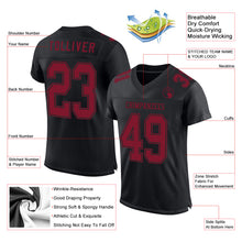 Laden Sie das Bild in den Galerie-Viewer, Custom Black Crimson Mesh Authentic Football Jersey
