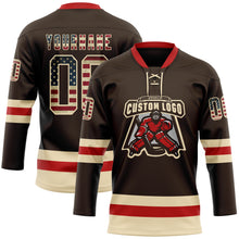 Laden Sie das Bild in den Galerie-Viewer, Custom Brown Vintage USA Flag Cream-Red Hockey Lace Neck Jersey