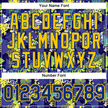 Загрузить изображение в средство просмотра галереи, Custom Graffiti Pattern Royal-Gold 3D Creative Geometric Figures Triangle And Dots Performance T-Shirt