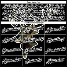 Laden Sie das Bild in den Galerie-Viewer, Custom Black Camo-White 3D Animal Deer Hunting Long Sleeve Performance T-Shirt