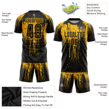 Laden Sie das Bild in den Galerie-Viewer, Custom Gold Black Sublimation Soccer Uniform Jersey