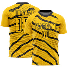 Laden Sie das Bild in den Galerie-Viewer, Custom Yellow Black Lines And Dots Sublimation Soccer Uniform Jersey
