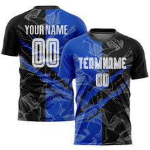 Laden Sie das Bild in den Galerie-Viewer, Custom Graffiti Pattern Black-Thunder Blue Scratch Sublimation Soccer Uniform Jersey