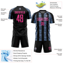 Laden Sie das Bild in den Galerie-Viewer, Custom Black Pink-Light Blue Abstract Shape Sublimation Soccer Uniform Jersey