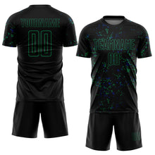 Laden Sie das Bild in den Galerie-Viewer, Custom Black Kelly Green-Royal Abstract Fragment Art Sublimation Soccer Uniform Jersey