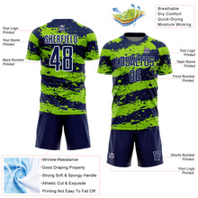Laden Sie das Bild in den Galerie-Viewer, Custom Navy Neon Green-White Splash Sublimation Soccer Uniform Jersey