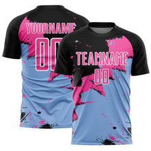 Laden Sie das Bild in den Galerie-Viewer, Custom Black Pink-Light Blue Splash Sublimation Soccer Uniform Jersey