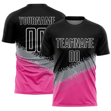 Laden Sie das Bild in den Galerie-Viewer, Custom Black Gray-Pink Gradient Geometric Shape Sublimation Soccer Uniform Jersey