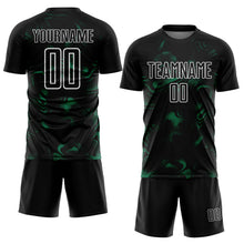 Laden Sie das Bild in den Galerie-Viewer, Custom Black Kelly Green-White Abstract Liquid Sublimation Soccer Uniform Jersey