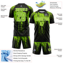 Laden Sie das Bild in den Galerie-Viewer, Custom Black Neon Green-White Dripping Splatte Pattern Sports Sublimation Soccer Uniform Jersey