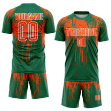 Загрузить изображение в средство просмотра галереи, Custom Kelly Green Orange-White Dripping Splatte Pattern Sports Sublimation Soccer Uniform Jersey