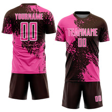 Laden Sie das Bild in den Galerie-Viewer, Custom Brown Pink-White Abstract Brush Stroke Sports Sublimation Soccer Uniform Jersey