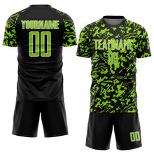 Laden Sie das Bild in den Galerie-Viewer, Custom Black Neon Green-White Liquid Fluid Pattern Sports Sublimation Soccer Uniform Jersey