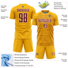 Laden Sie das Bild in den Galerie-Viewer, Custom Gold Crimson-White Abstract Scribble Curve Line Pattern Sports Sublimation Soccer Uniform Jersey