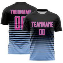 Laden Sie das Bild in den Galerie-Viewer, Custom Black Pink-Light Blue Gradient Pinstripe Sublimation Soccer Uniform Jersey