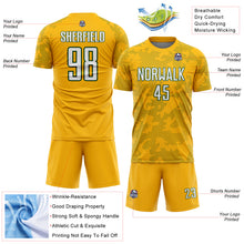 Laden Sie das Bild in den Galerie-Viewer, Custom Gold White-Green Curve Lines Sublimation Soccer Uniform Jersey