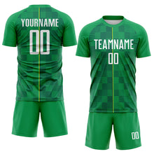 Charger l'image dans la galerie, Custom Green White-Light Yellow Brasil Digital Lines Sublimation Soccer Uniform Jersey