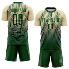 Laden Sie das Bild in den Galerie-Viewer, Custom Green-Cream Spiked Sharp Lines Gradient Sublimation Soccer Uniform Jersey