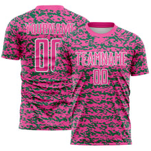 Laden Sie das Bild in den Galerie-Viewer, Custom Pink Kelly Green-White Geometric Fragment Splatter Sublimation Soccer Uniform Jersey