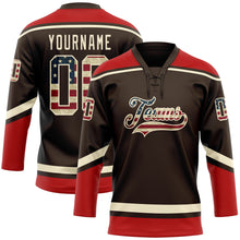 Laden Sie das Bild in den Galerie-Viewer, Custom Brown Vintage USA Flag Cream-Red Hockey Lace Neck Jersey