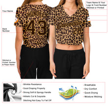 Laden Sie das Bild in den Galerie-Viewer, Custom Women's Brown Brown-Old Gold Leopard 3D V-Neck Cropped Baseball Jersey