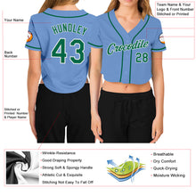 Laden Sie das Bild in den Galerie-Viewer, Custom Women's Light Blue Kelly Green-White V-Neck Cropped Baseball Jersey