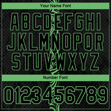 Laden Sie das Bild in den Galerie-Viewer, Custom Black-Pea Green Geometric Tribal Sportswear Performance T-Shirt
