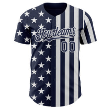 Laden Sie das Bild in den Galerie-Viewer, Custom Navy-White USA Flag Patriotic Split Stars and Stripes Authentic Baseball Jersey
