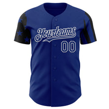 Laden Sie das Bild in den Galerie-Viewer, Custom Royal Black-White Two Tone USA Flag Sleeves Stars and Stripes Authentic Baseball Jersey
