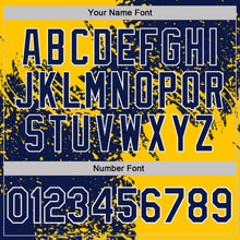 Laden Sie das Bild in den Galerie-Viewer, Custom Navy Yellow-White Abstract Brush Stroke Performance T-Shirt
