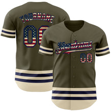 Laden Sie das Bild in den Galerie-Viewer, Custom Olive Vintage USA Flag Navy-Cream Line Authentic Salute To Service Baseball Jersey
