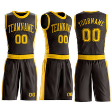 Laden Sie das Bild in den Galerie-Viewer, Custom Brown Gold Round Neck Suit Basketball Jersey
