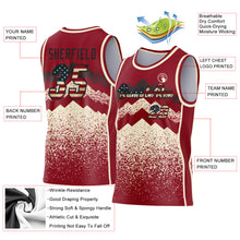 Laden Sie das Bild in den Galerie-Viewer, Custom Maroon Vintage USA Flag Cream-Black Mountain Peak Shards Side Panel Stripe Round Neck Sublimation Basketball Set Jersey

