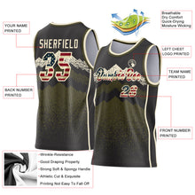 Laden Sie das Bild in den Galerie-Viewer, Custom Black Vintage USA Flag Olive-Cream Mountain Peak Shards Side Panel Stripe Round Neck Sublimation Basketball Set Jersey
