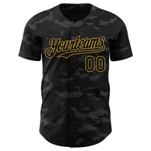 Charger l'image dans la galerie, Custom Camo Black-Old Gold Dark Camouflage Tactical Style Authentic Salute To Service Baseball Jersey
