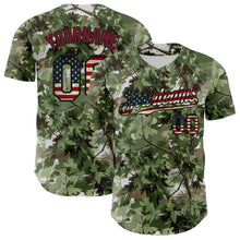 Laden Sie das Bild in den Galerie-Viewer, Custom Camo Vintage USA Flag Black-Crimson Woodland Forest Tactical Camouflage Outdoor Leaf Authentic Baseball Jersey
