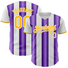 Charger l'image dans la galerie, Custom White Gold-Purple Gradient Vertical Stripe Argentina Style Authentic Baseball Jersey

