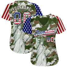 Laden Sie das Bild in den Galerie-Viewer, Custom Camo USA Flag Red Blue Black-White Statue Of Liberty Patriotic Stars &amp; Stripes Raglan Sleeves Authentic Baseball Jersey
