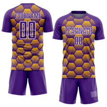 Laden Sie das Bild in den Galerie-Viewer, Custom Purple Gold-White Hexagons Pattern Sublimation Soccer Uniform Jersey
