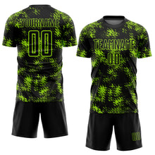 Laden Sie das Bild in den Galerie-Viewer, Custom Black Neon Green Abstract Grunge Art Sublimation Soccer Uniform Jersey
