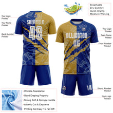 Laden Sie das Bild in den Galerie-Viewer, Custom Graffiti Pattern Old Gold-Royal Scratch Sublimation Soccer Uniform Jersey

