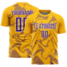 Laden Sie das Bild in den Galerie-Viewer, Custom Gold Purple-White Curve Lines Sports Sublimation Soccer Uniform Jersey
