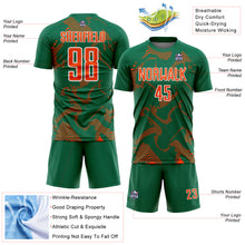 Laden Sie das Bild in den Galerie-Viewer, Custom Kelly Green Orange-White Curve Lines Sports Sublimation Soccer Uniform Jersey
