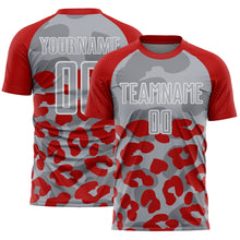 Laden Sie das Bild in den Galerie-Viewer, Custom Red Gray-White Animal Leopard Print Sports Sublimation Soccer Uniform Jersey
