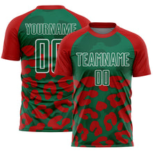 Laden Sie das Bild in den Galerie-Viewer, Custom Red Kelly Green-White Animal Leopard Print Sports Sublimation Soccer Uniform Jersey

