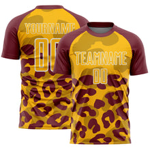 Загрузить изображение в средство просмотра галереи, Custom Burgundy Gold-White Animal Leopard Print Sports Sublimation Soccer Uniform Jersey
