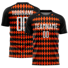 Laden Sie das Bild in den Galerie-Viewer, Custom Black White-Orange Diamond Harlequin Check Sports Sublimation Soccer Uniform Jersey
