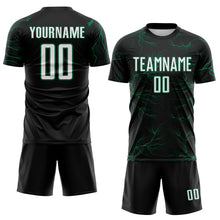Charger l'image dans la galerie, Custom Black White-Kelly Green Lightning Electric Veins Sublimation Soccer Uniform Jersey
